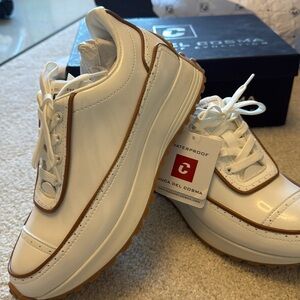 NIB Duca Del Cosma women’s golf shoes